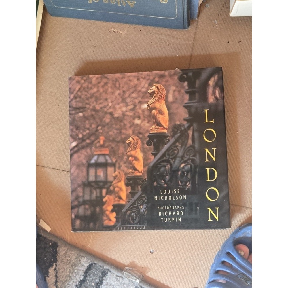 London By Louise Nicholson